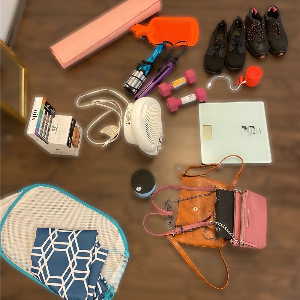 Miscellaneous moving sale
